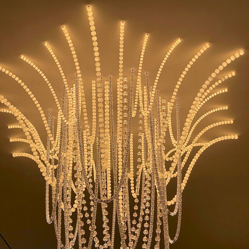 Lámpara colgante LED no estándar con cuentas de cristal en cascada de lujo moderna personalizada